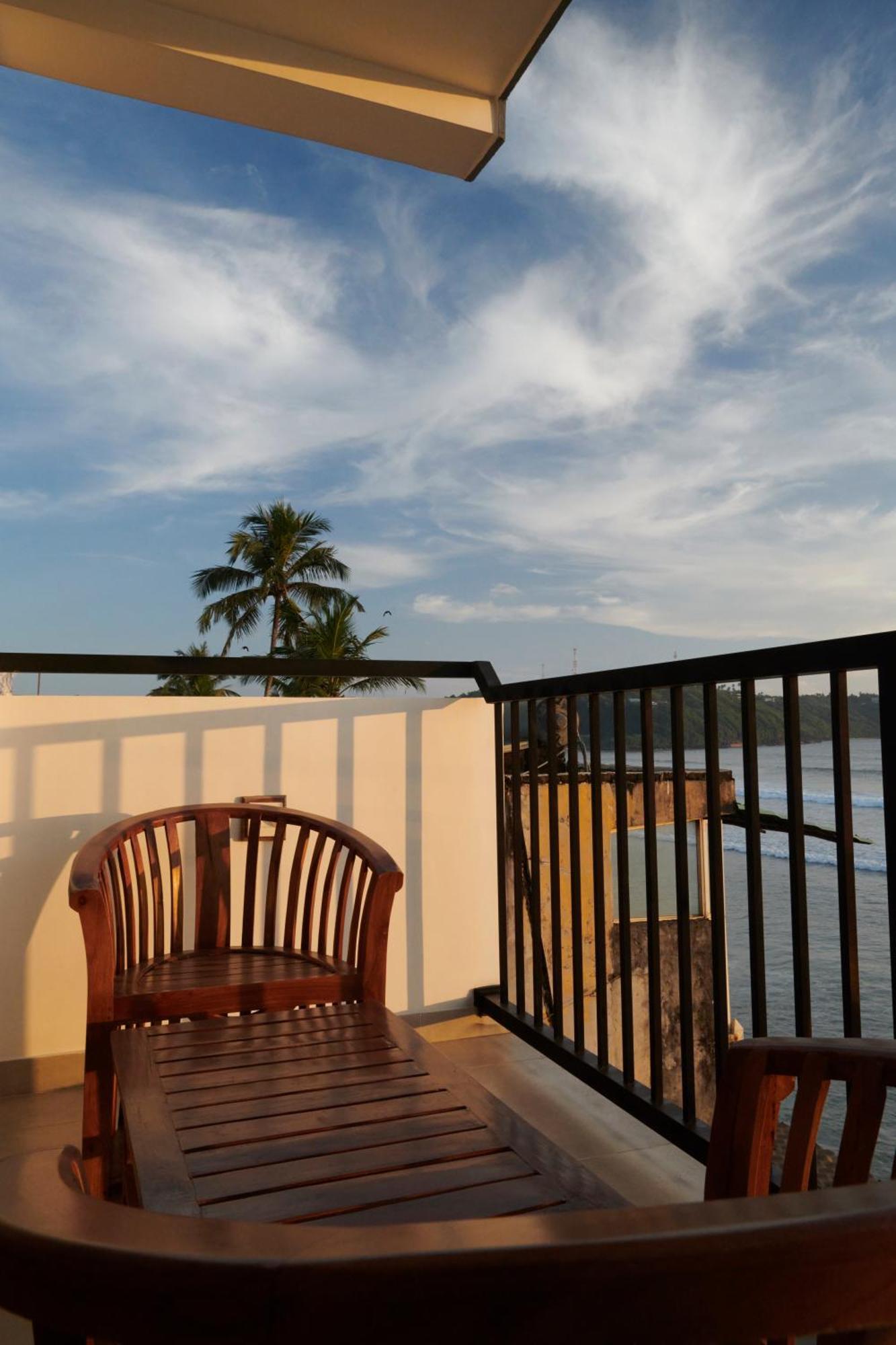 Kings Bay Beach Resort Galle Εξωτερικό φωτογραφία