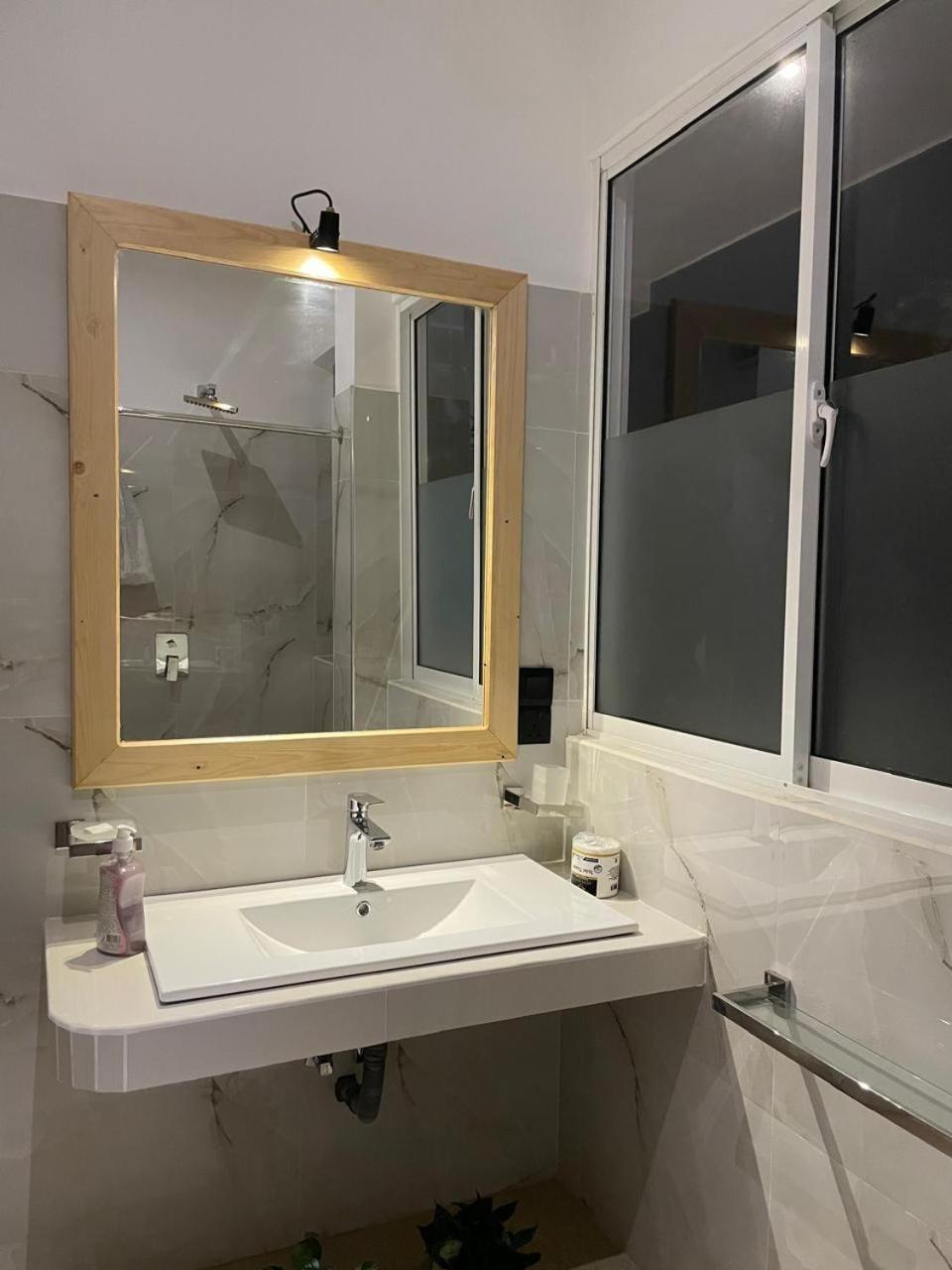 Kings Bay Beach Resort Galle Εξωτερικό φωτογραφία